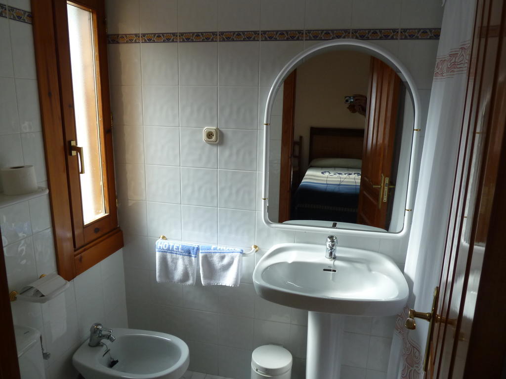 Apartahotel Faure Sallent de Gállego Camera foto